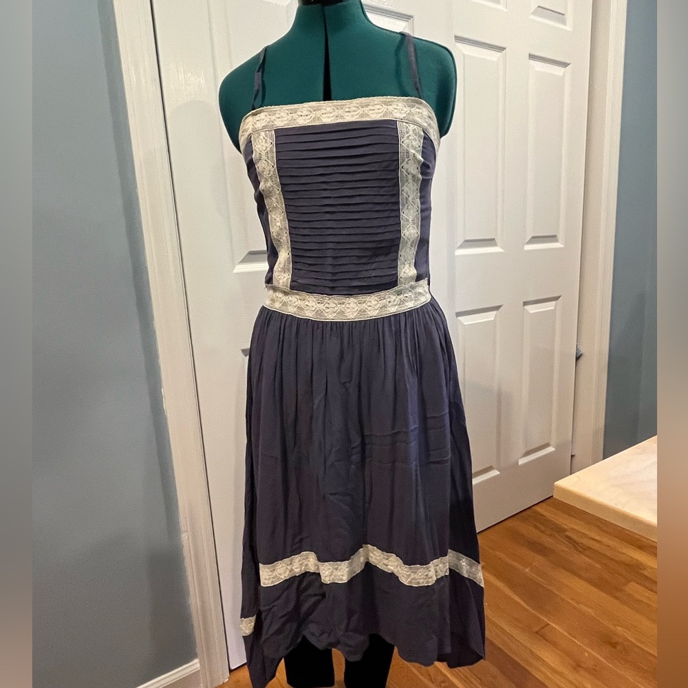 Funktional blue sundress with hi-lo hem